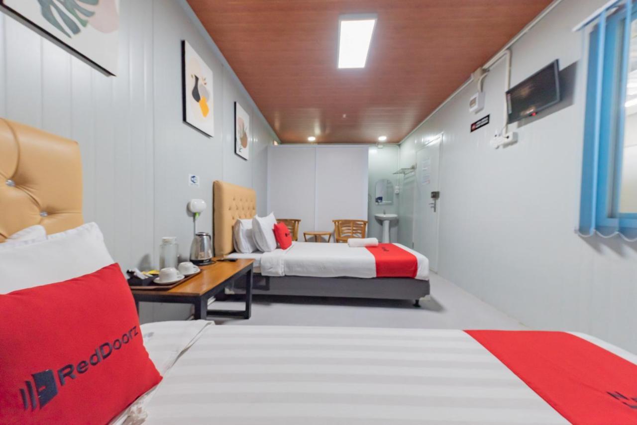 Reddoorz Container @ Teras Cimanuk Garut酒店 外观 照片